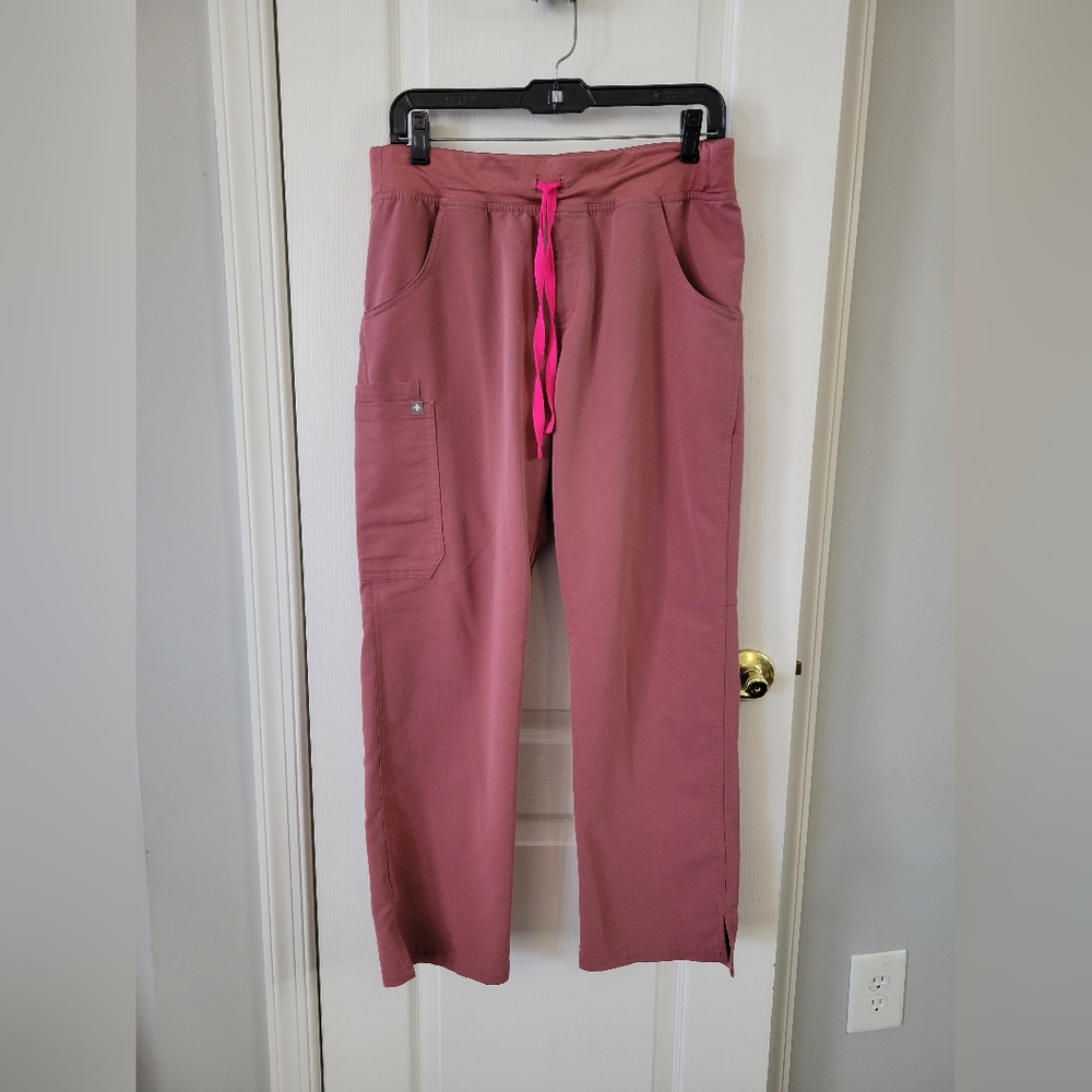 FIGS Scrubs Set Rafeala Oversized Top Kade Pants Mauve Size Medium Petite - Picture 2 of 12